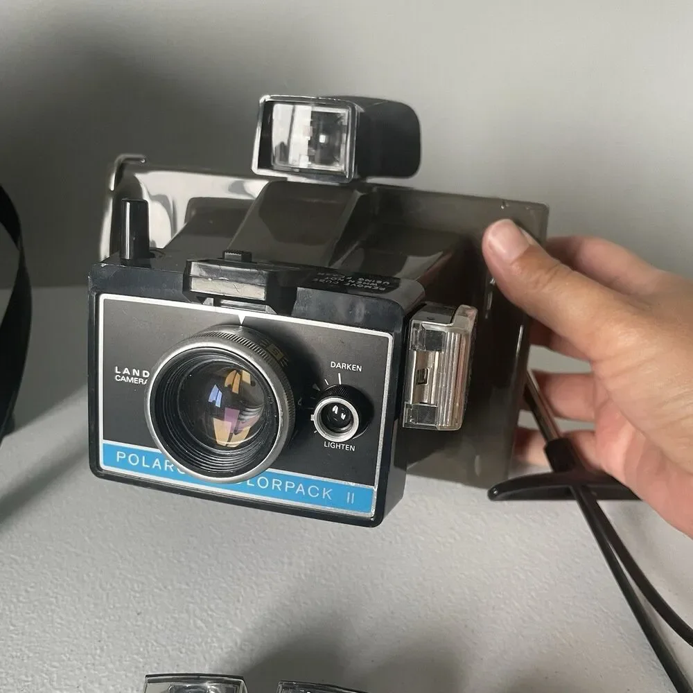 Poloroid Colorpack II Vintage Instant Land Camera & Accessories Camera Bag Black